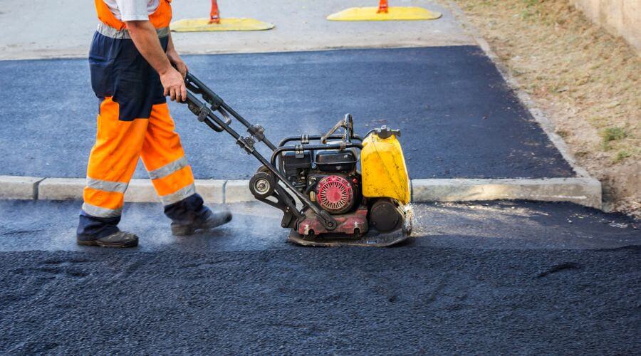 Professional gutter cleaning in Hays, MT